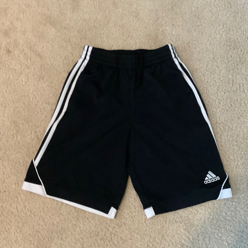 Adidas boys 3 stripe shorts medium black